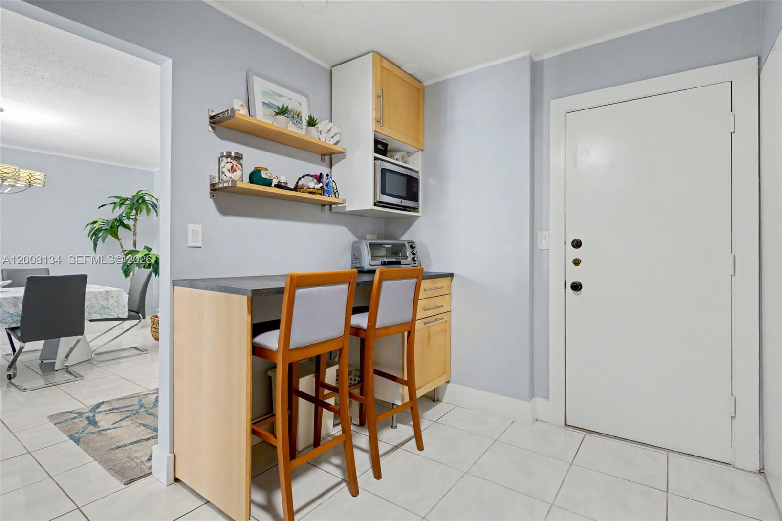 CAMBRIDGE TOWERS CONDO - Residential