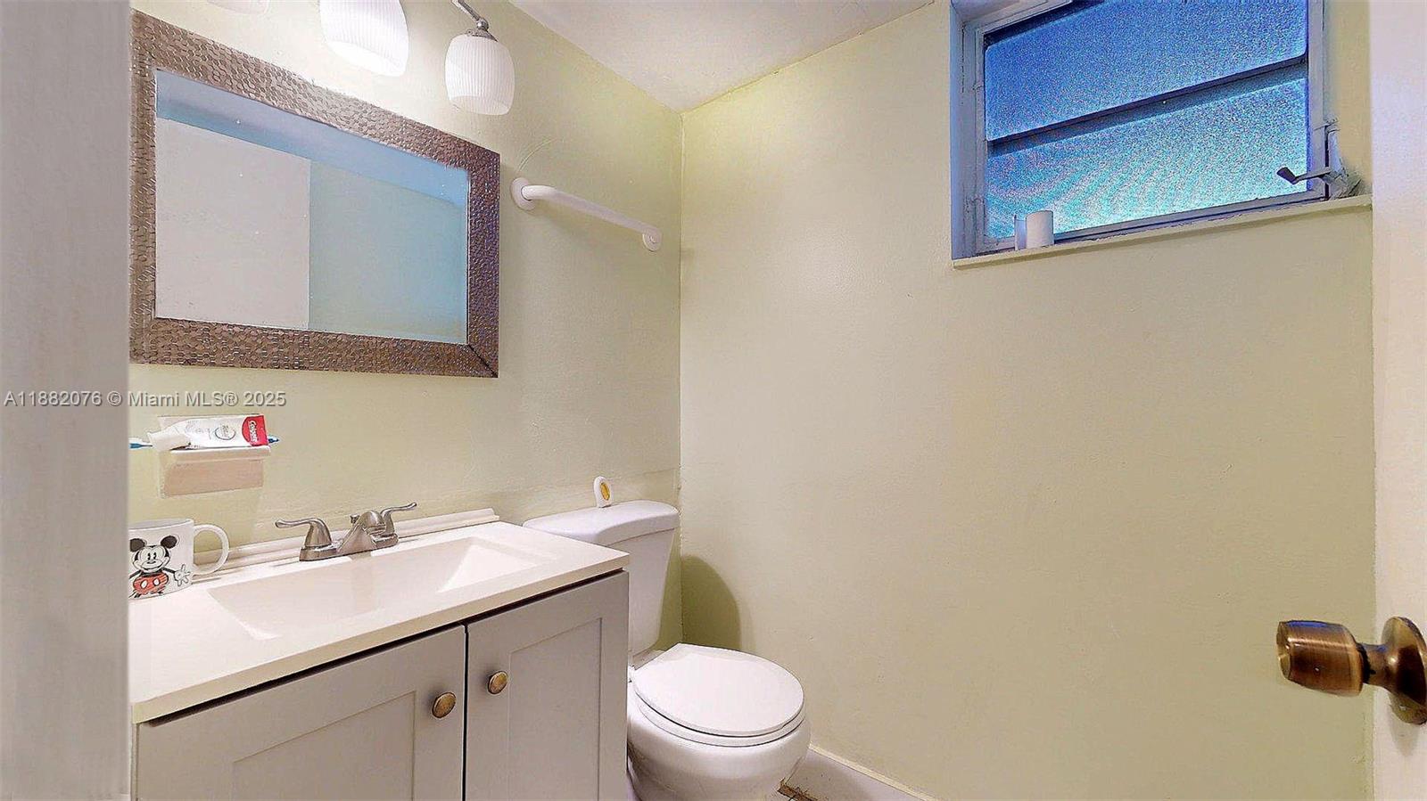 THE GREENS CONDO - Residential