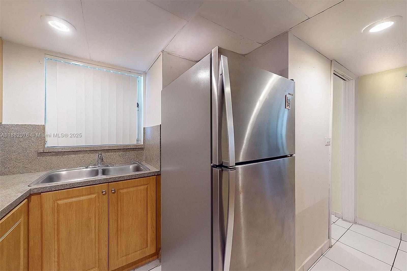 THE GREENS CONDO - Residential