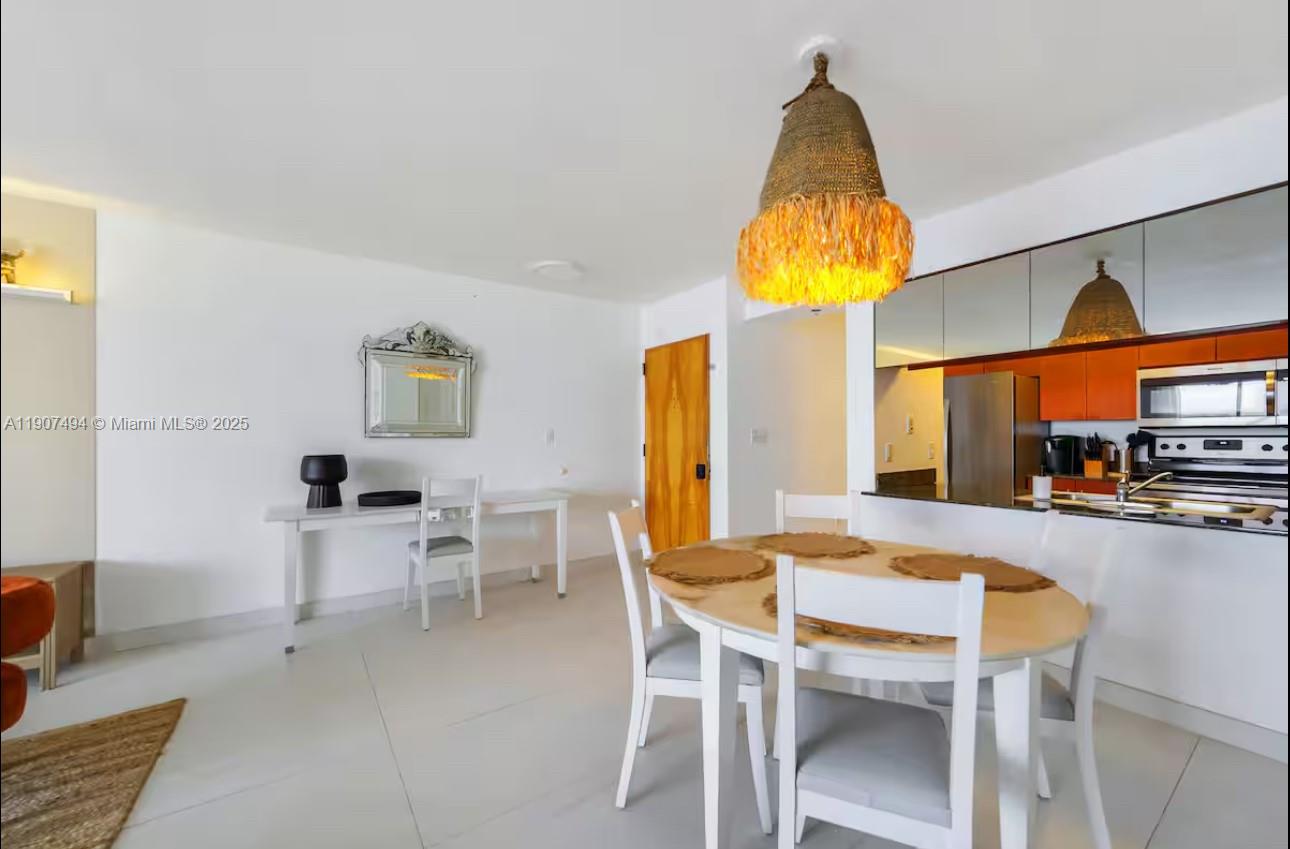 THE CLUB AT BRICKELL BAY - Residential Lease