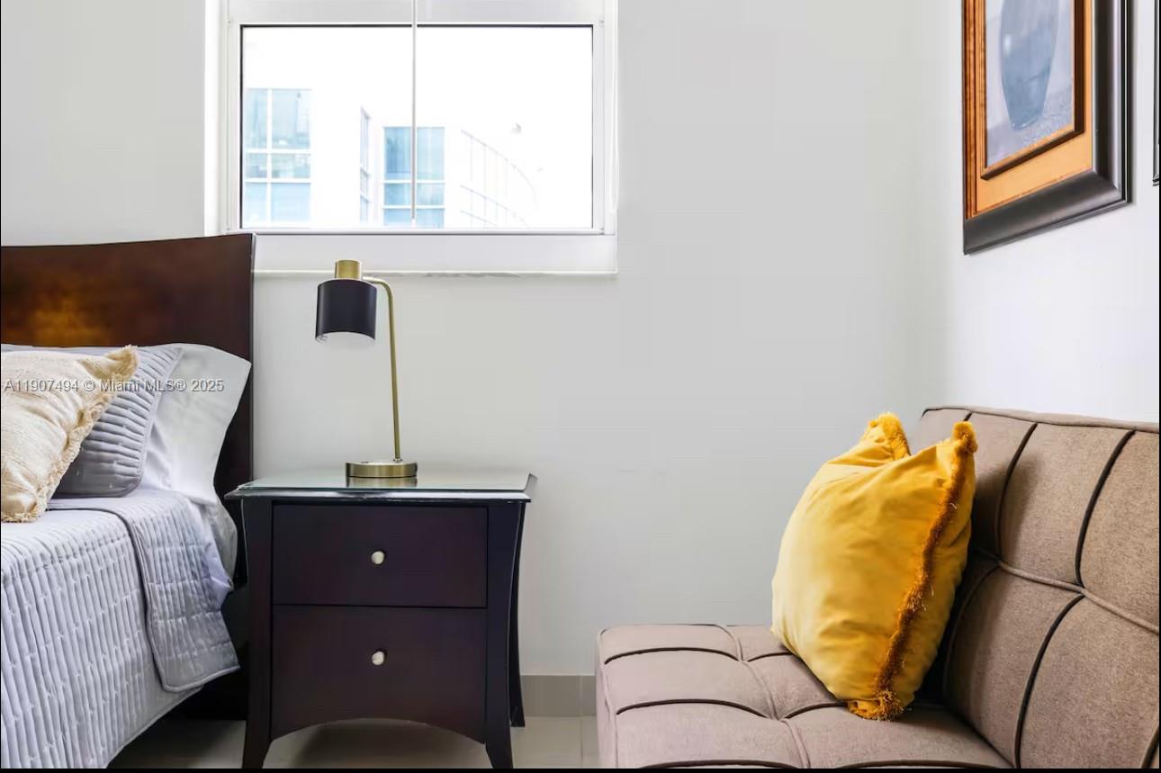 THE CLUB AT BRICKELL BAY - Residential Lease