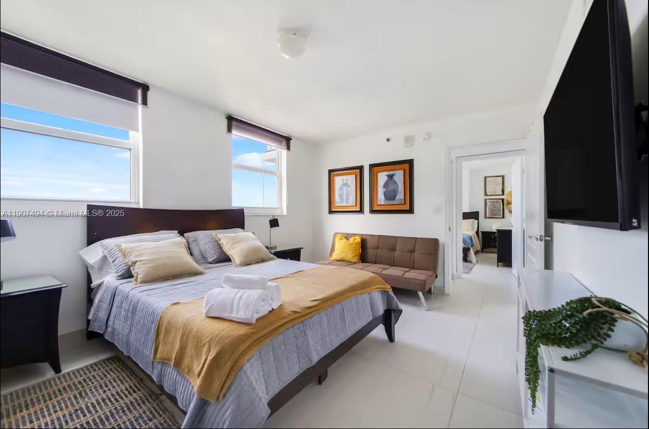 THE CLUB AT BRICKELL BAY - Residential Lease