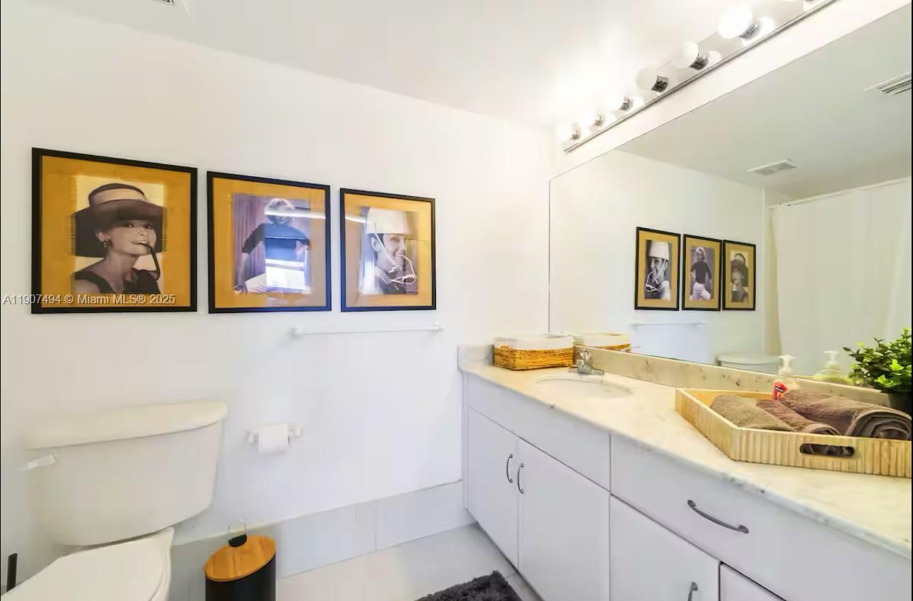 THE CLUB AT BRICKELL BAY - Residential Lease