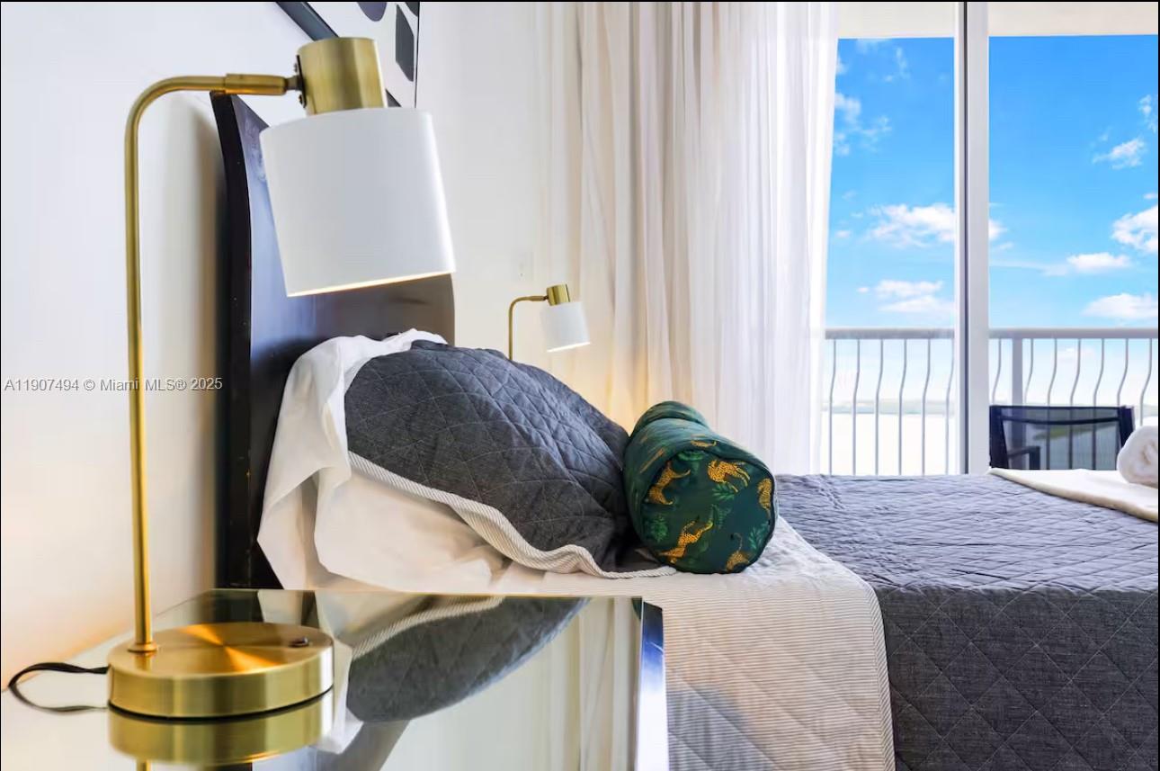 THE CLUB AT BRICKELL BAY - Residential Lease