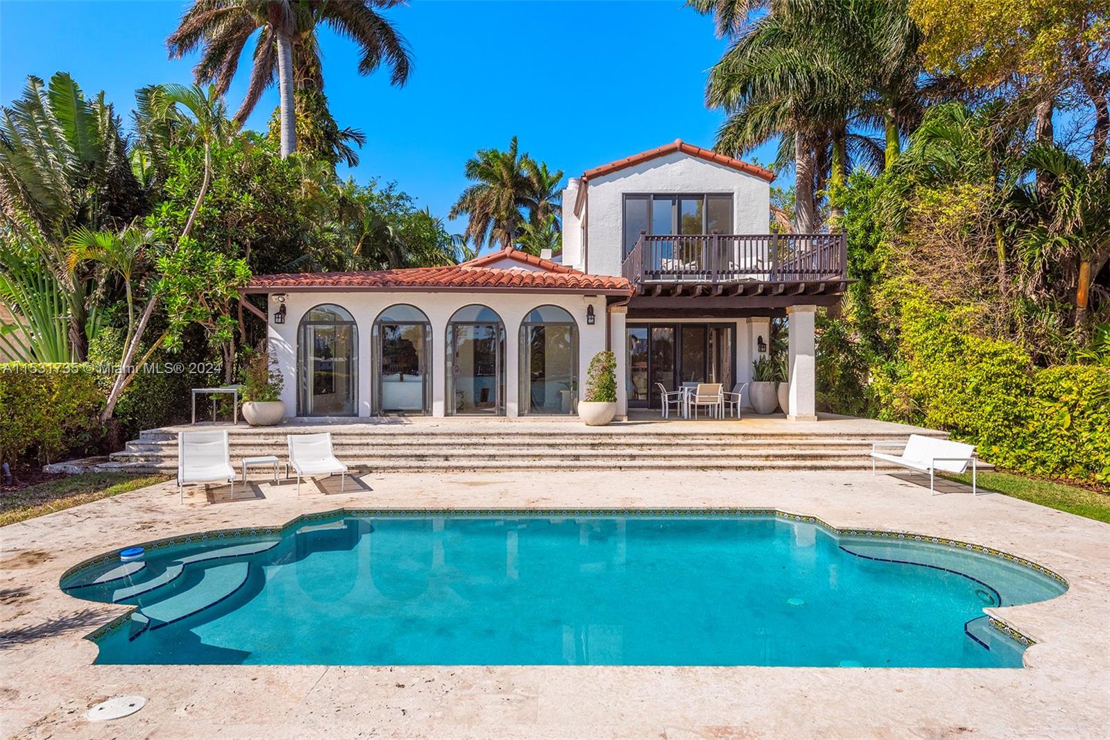 Property for Sale at 527 E Dilido Dr, Miami Beach, Miami-Dade County, Florida - Bedrooms: 4 
Bathrooms: 4  - $9,950,000