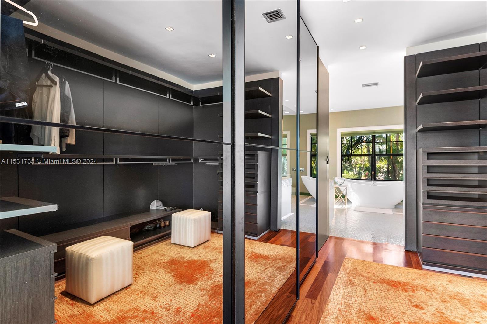 DI LIDO ISLAND - Residential