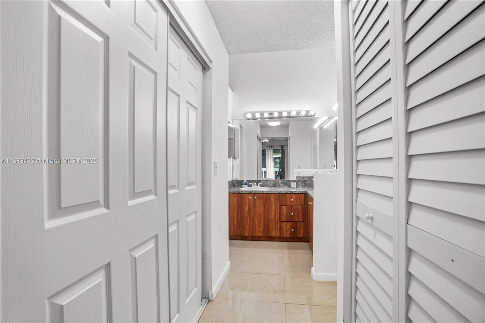 ROCK ISLAND LAND CORP - Residential