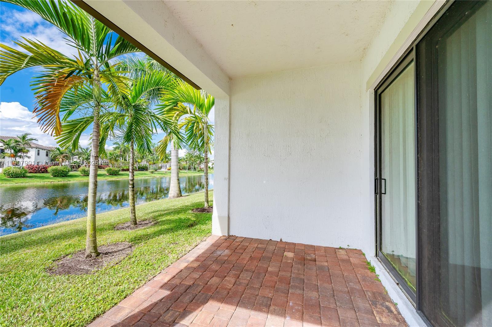 RAINTREE - Residential Lease