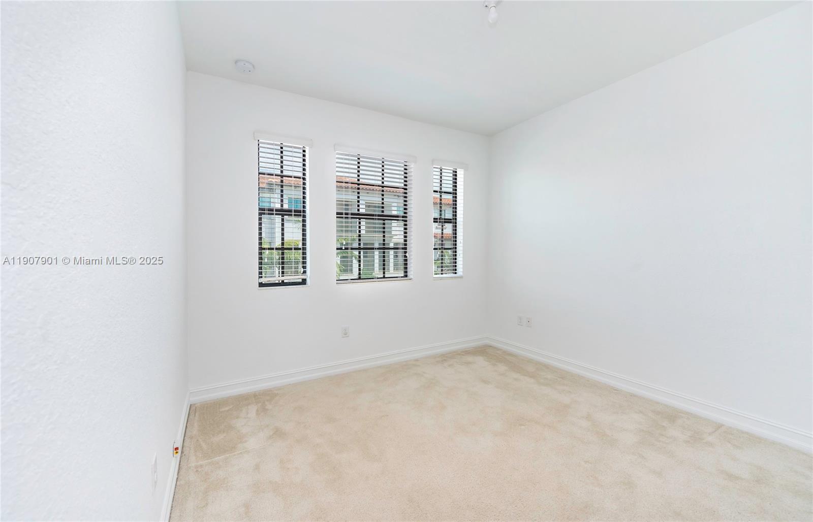 RAINTREE - Residential Lease