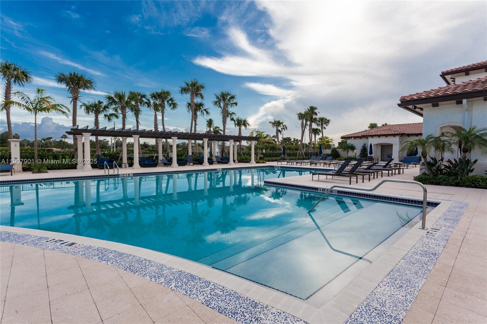 RAINTREE - Residential Lease