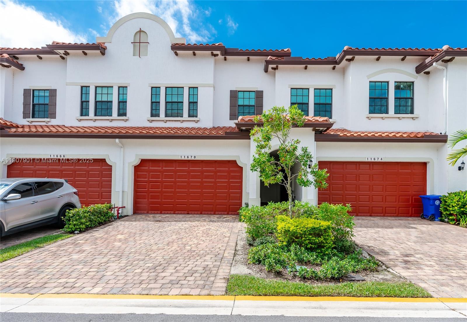 RAINTREE - Residential Lease