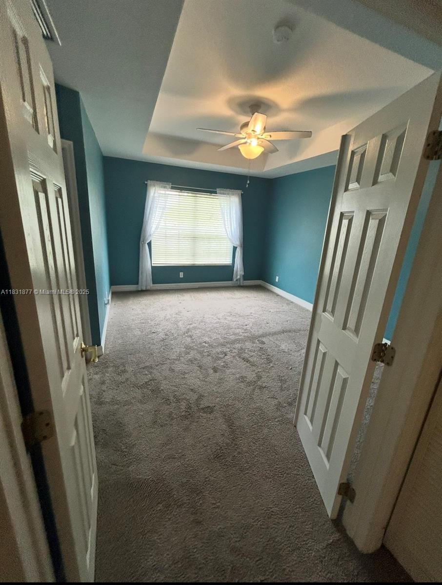 LARGO POINTE - Residential