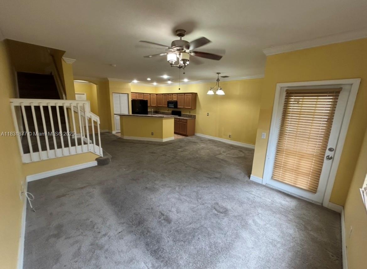 LARGO POINTE - Residential