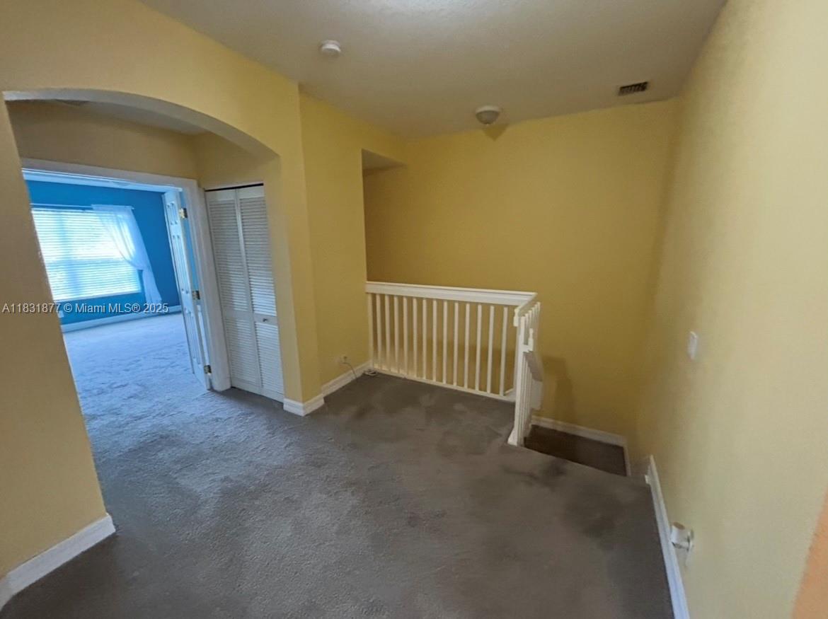 LARGO POINTE - Residential