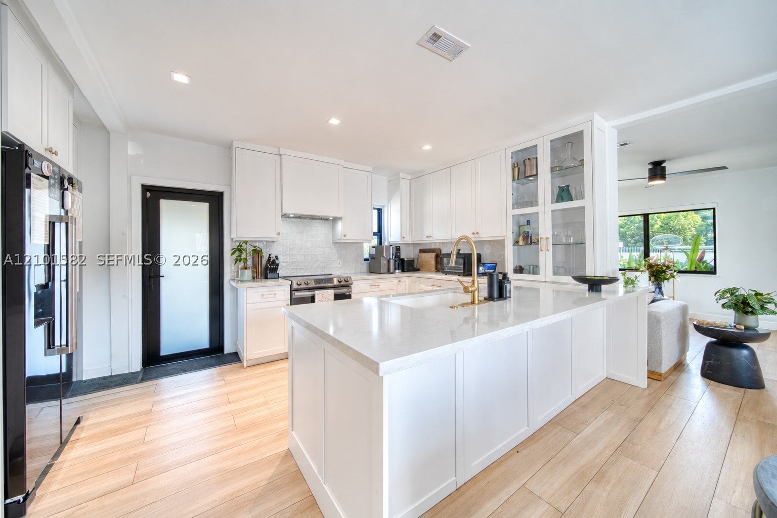 1600 SW 17th Ave
