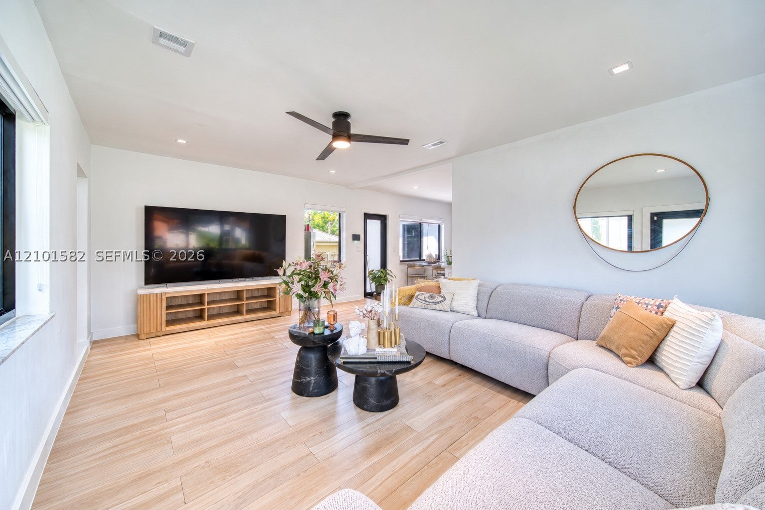 1600 SW 17th Ave
