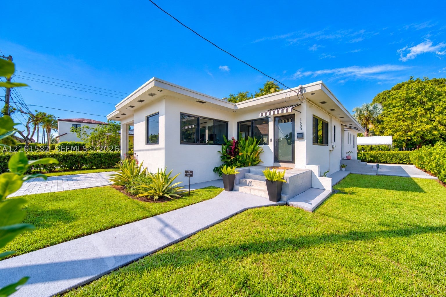 1600 SW 17th Ave