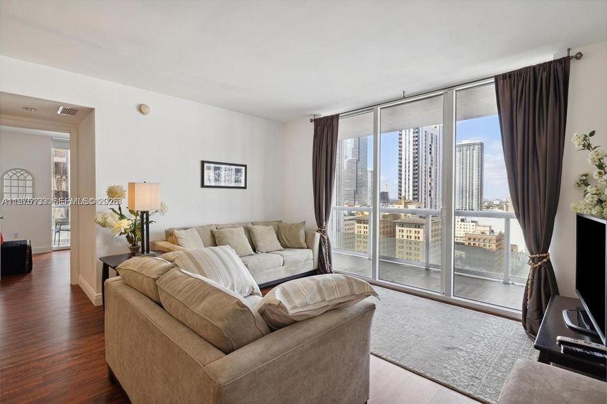 Perfect investment opportunity in one of Downtown Miami’s most iconic building. This 2/2 Corner unit with huge wraparound balcony and split floorplan. Beautiful bay and city views. Tastefully furnished and in move in ready condition. Cable, Internet and water all included in HOA. 1 assigned parking space. This spectacular condo has amazing first-class amenities that include: Olympic-size heated pool, state-of-the-art spa, fitness center, security, valet parking and more .AMAZING LOCATION!!! Right across from Bayfront Park. Easily walk to 5 star restaurants, Whole Foods, Silverspot Cinema and much more. 20 minutes to Miami Intl Airport, South Beach, I-95, Coral Gables. Great public transport accessibility - free services on Metromover and Miami Trolley, Metrorail and Brightline.
Tenant Occupied.