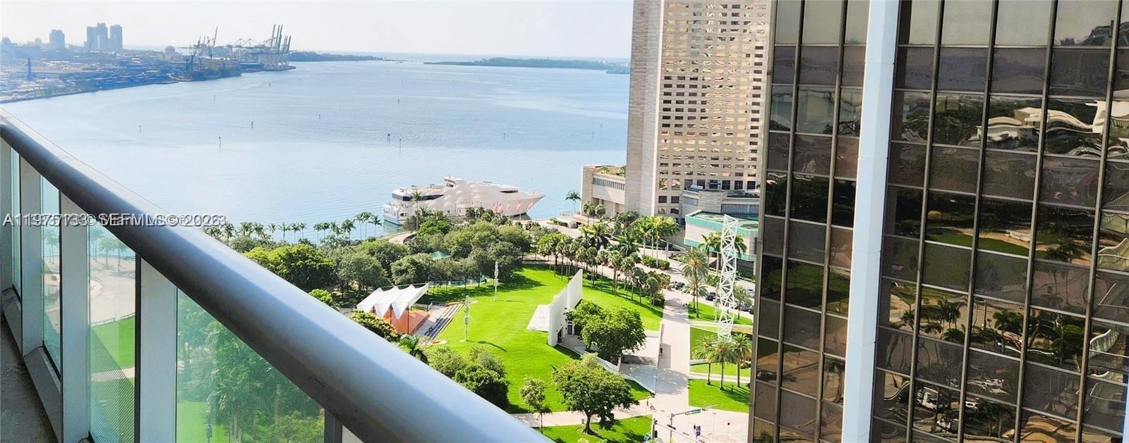 50 BISCAYNE CONDO - Residential