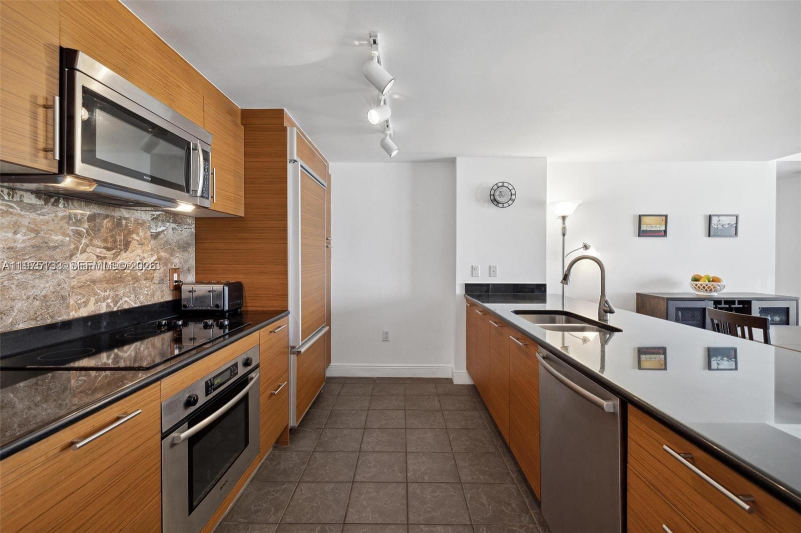 50 BISCAYNE CONDO - Residential