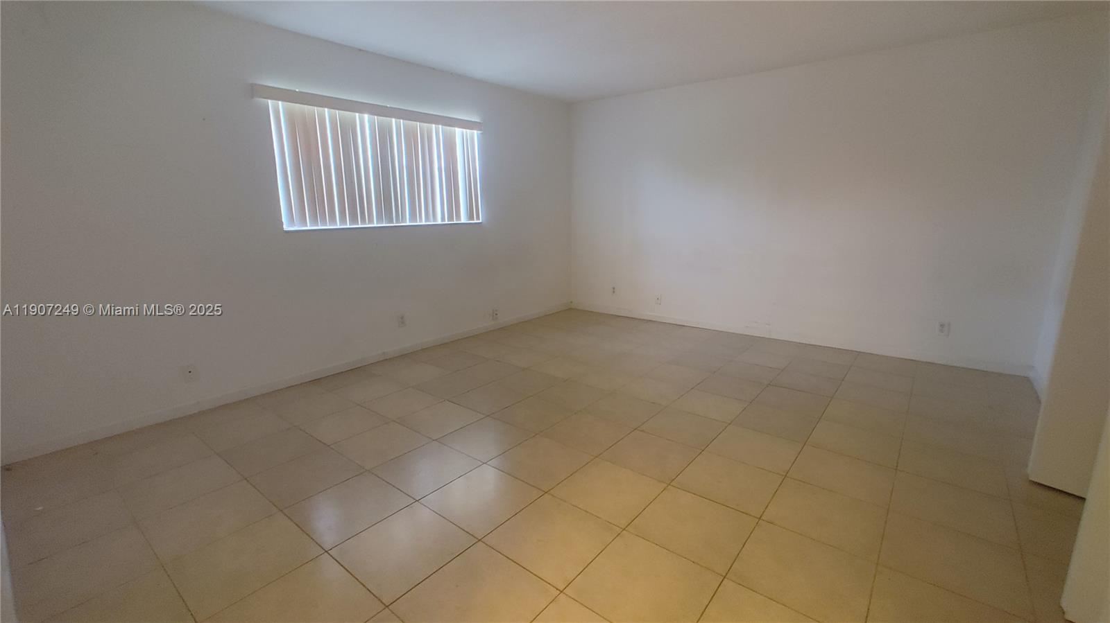 PALM VILLAGE CLUB CONDO - Residential