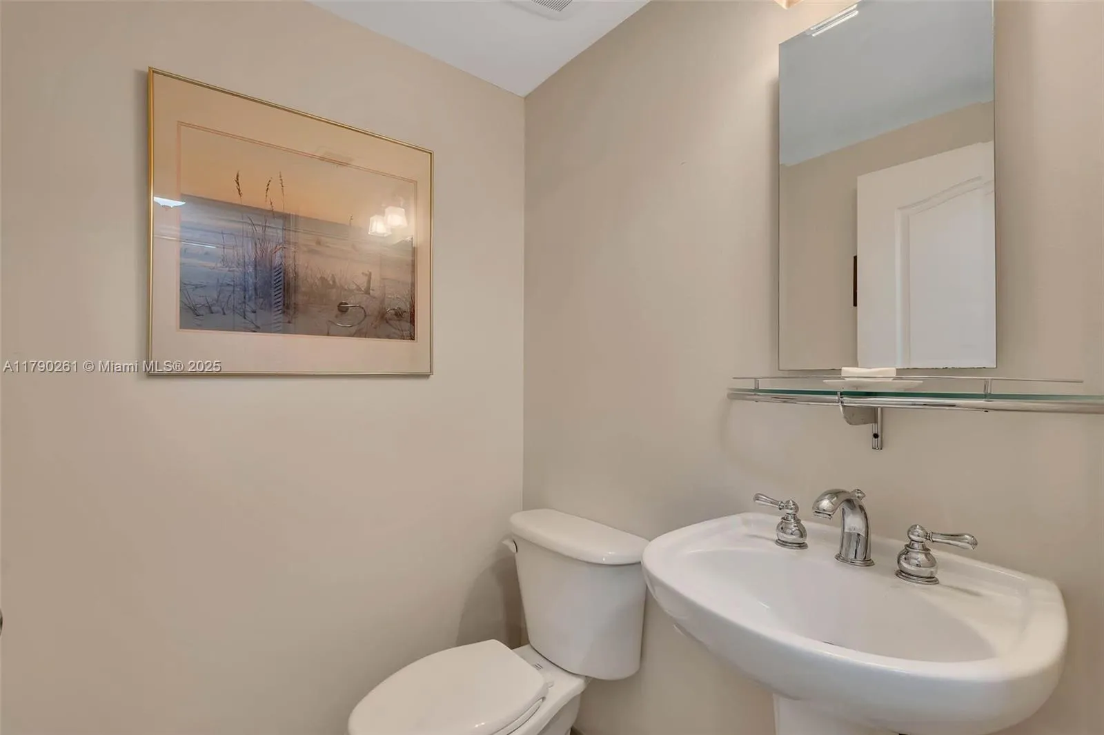 Pinecrest, Florida 33156, United States, 3 Bedrooms Bedrooms, ,3 BathroomsBathrooms,Residential,Pending,115283