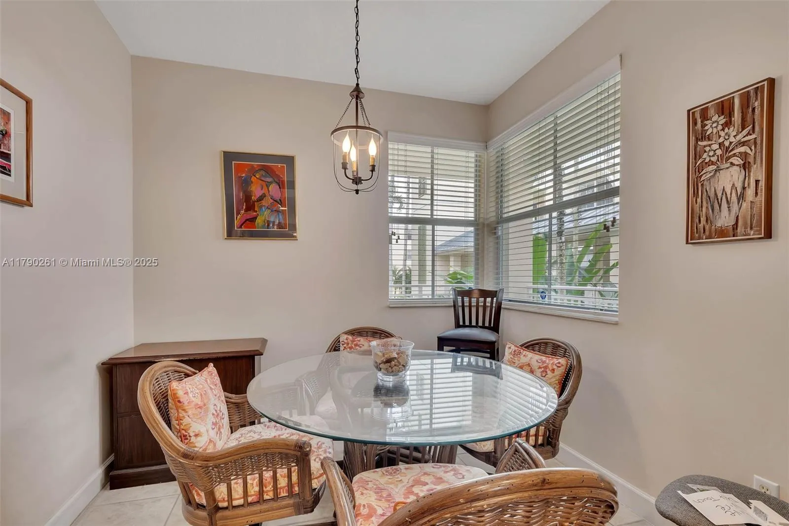 Pinecrest, Florida 33156, United States, 3 Bedrooms Bedrooms, ,3 BathroomsBathrooms,Residential,Pending,115283