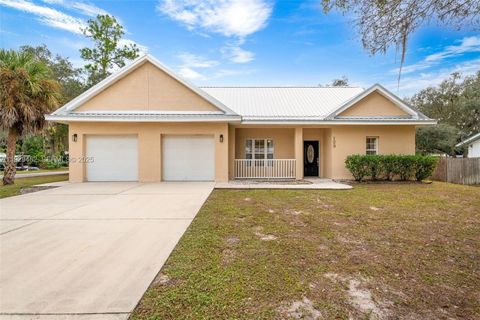 109 Florida St La Belle FL 33935