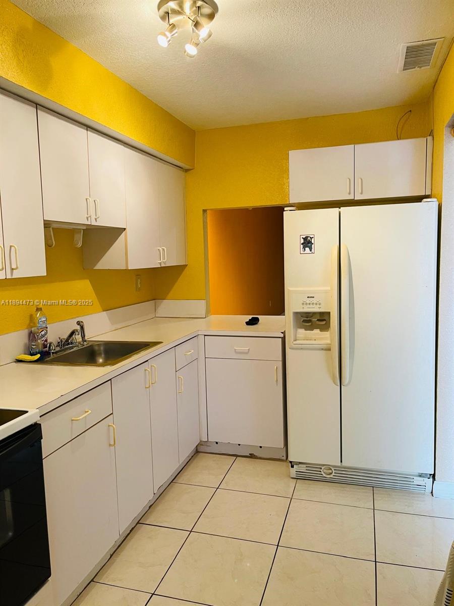 CLOVERLEAF GARDENS SEC TW - Residential Lease