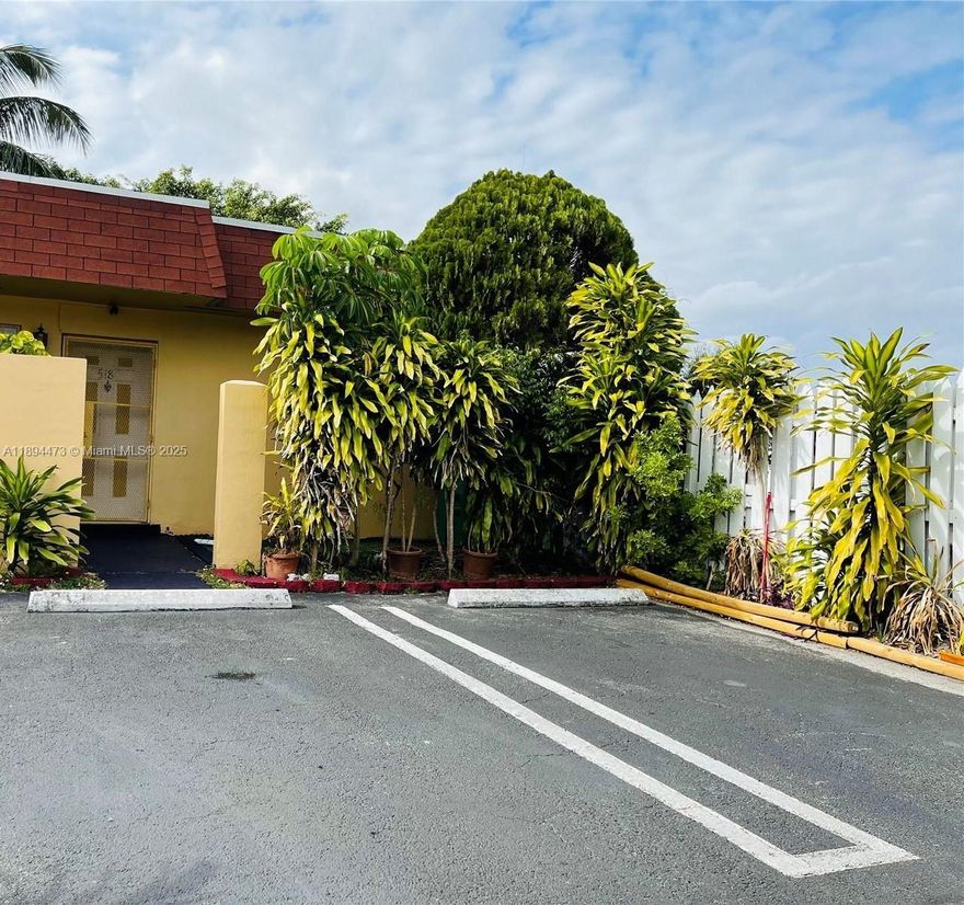 Beautiful corner Town House in The Coverleaf Gardens Complex – Great Location. Spacious one-story unit featuring an open-concept kitchen, dining, living and a little private patio. In-unit laundry and two assigned parking spaces included in the front of the property. The community also features 24-hour security and maintenance. Easy to show/Lockbox – Available October 31, 2025.