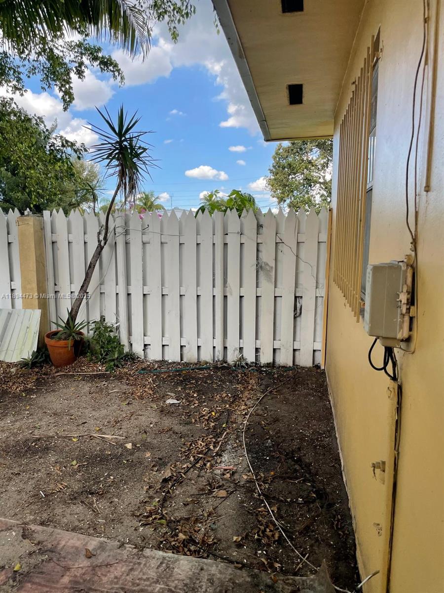 CLOVERLEAF GARDENS SEC TW - Residential Lease