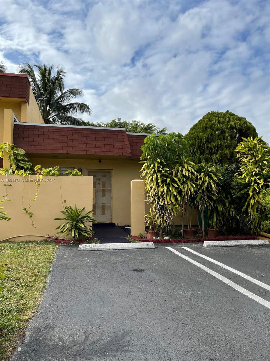 CLOVERLEAF GARDENS SEC TW - Residential Lease