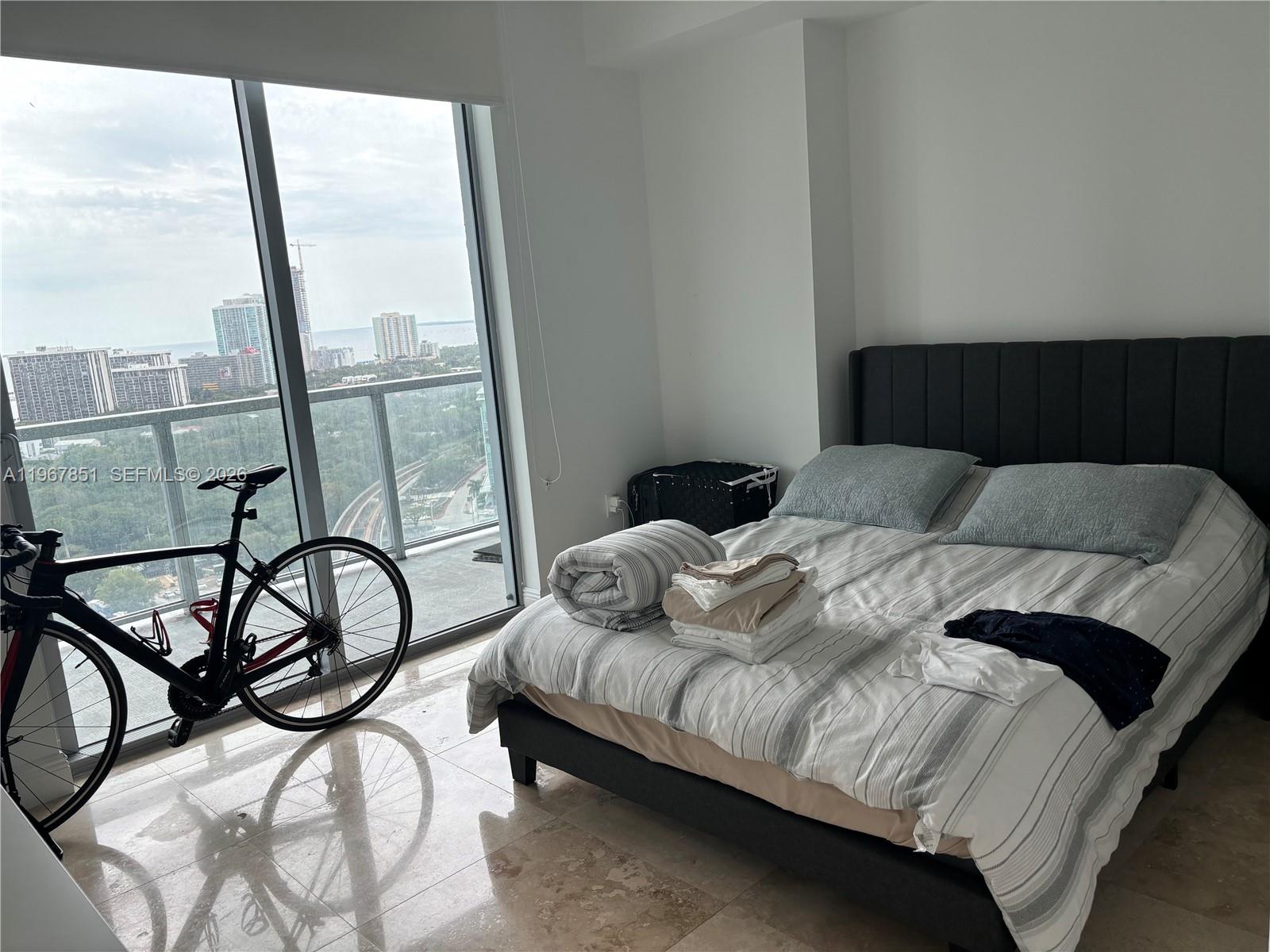 THE AXIS ON BRICKELL CONDA - Residential
