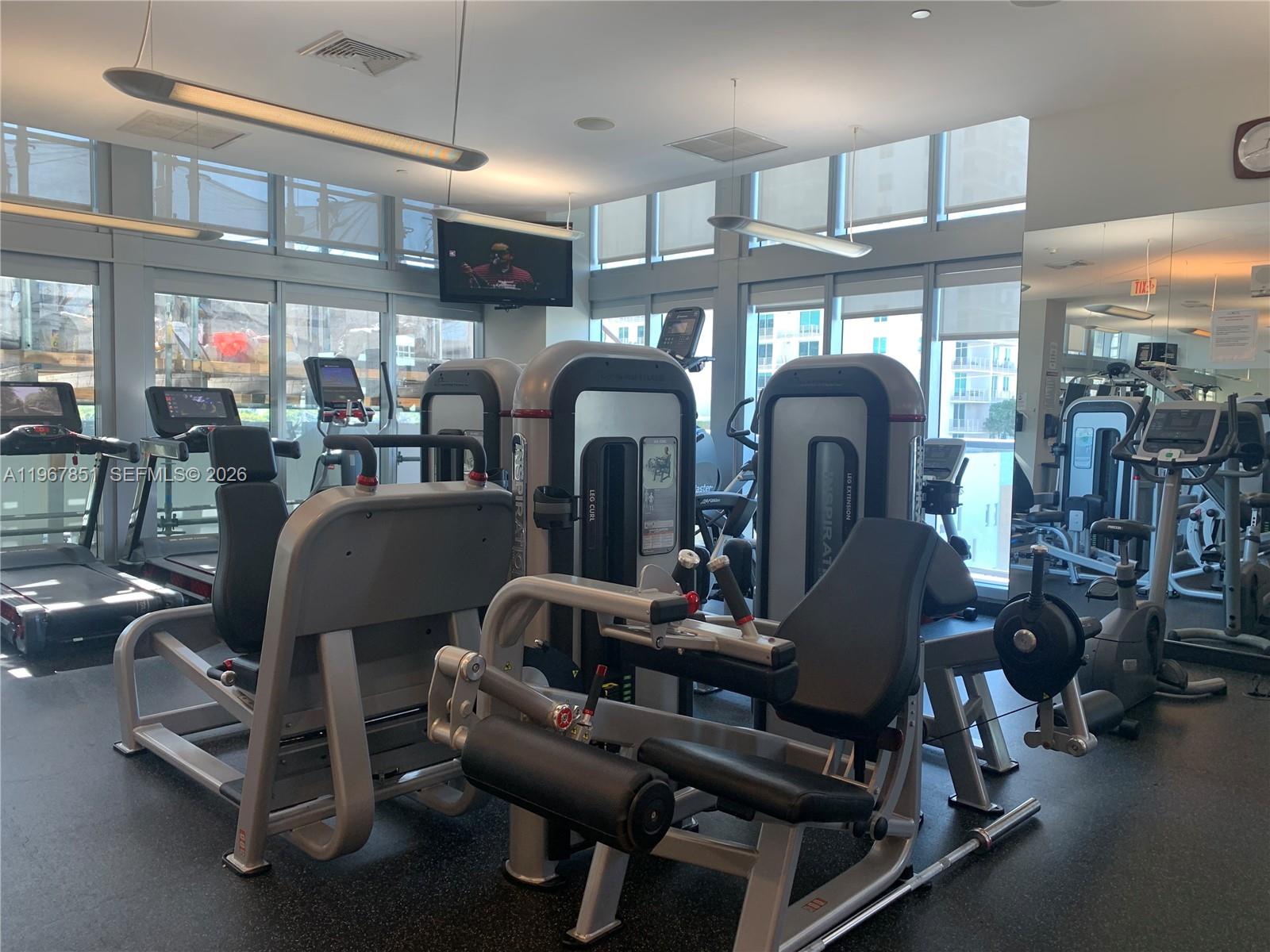 THE AXIS ON BRICKELL CONDA - Residential