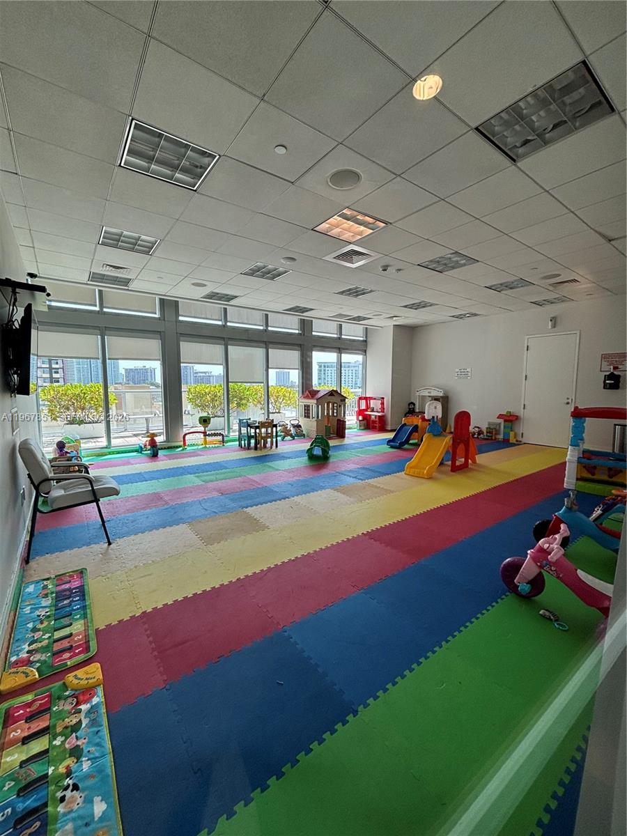 THE AXIS ON BRICKELL CONDA - Residential