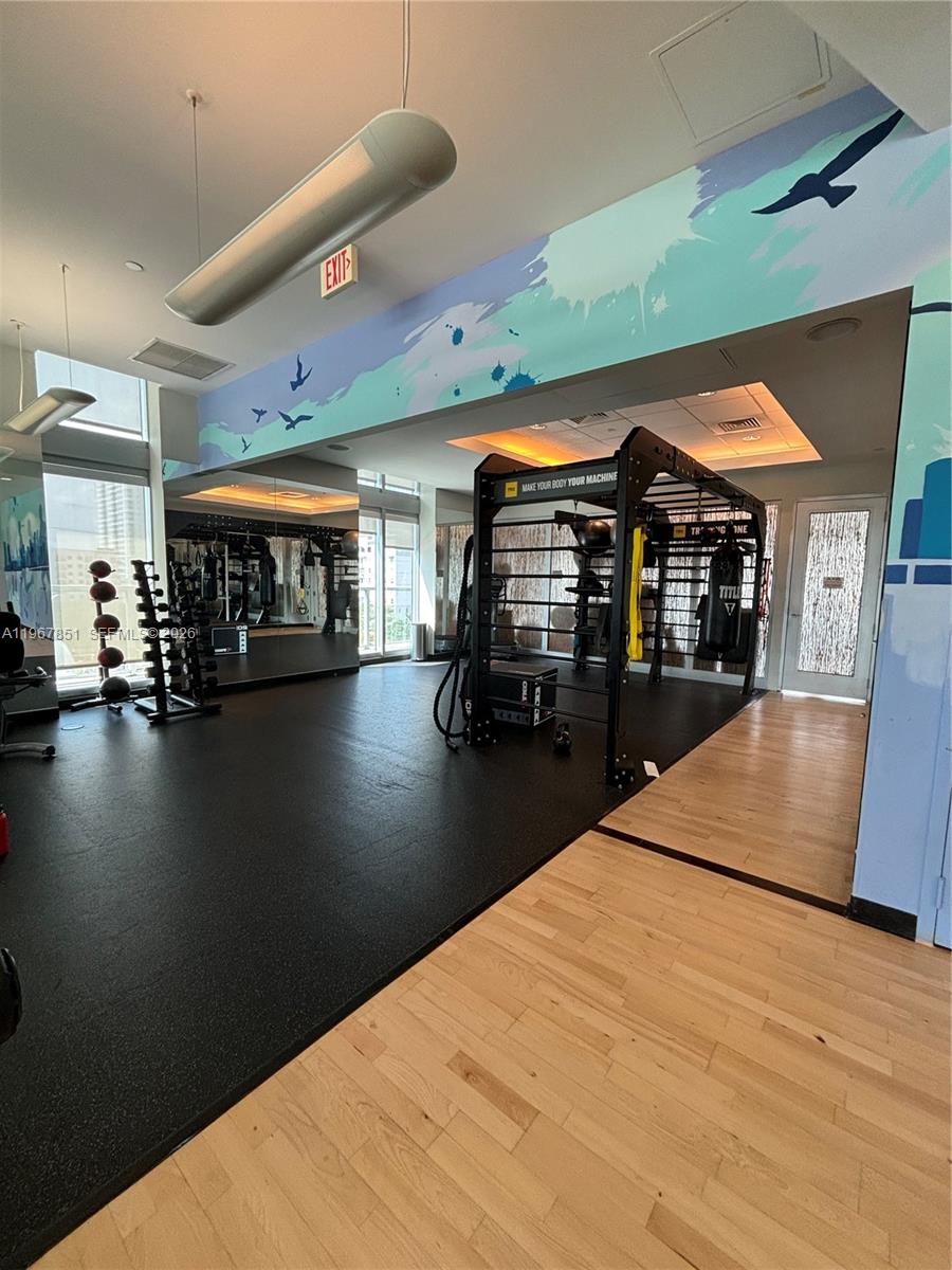 THE AXIS ON BRICKELL CONDA - Residential