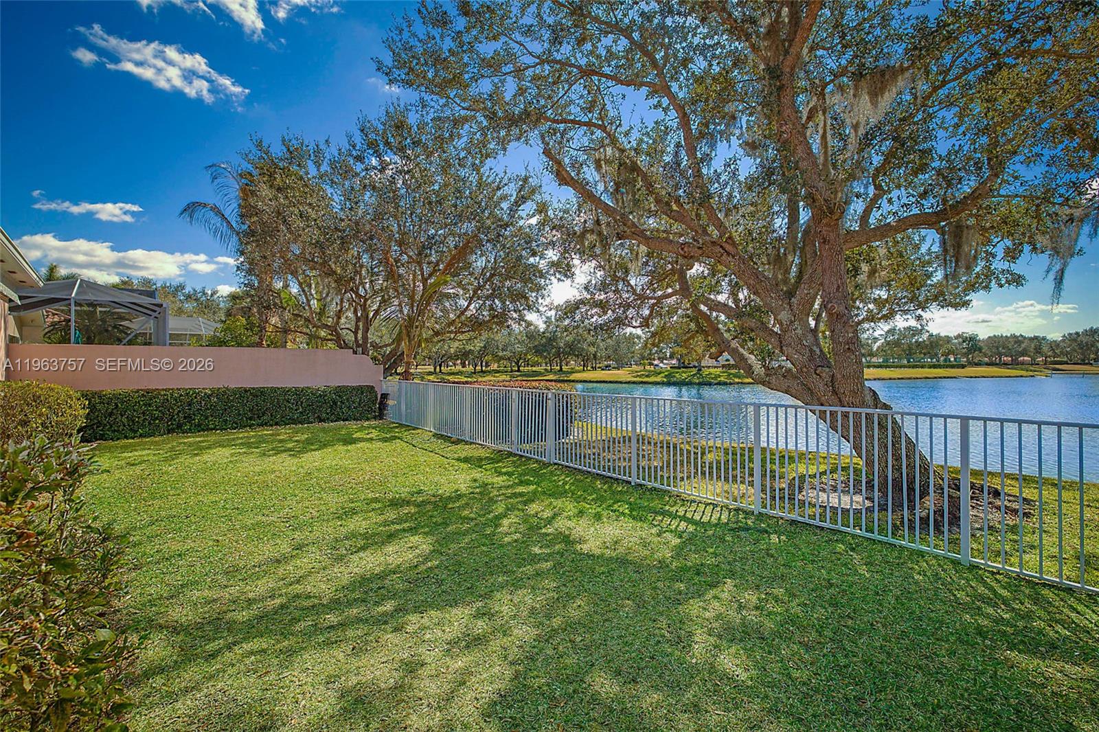 FLORIDA CLUB - Residential