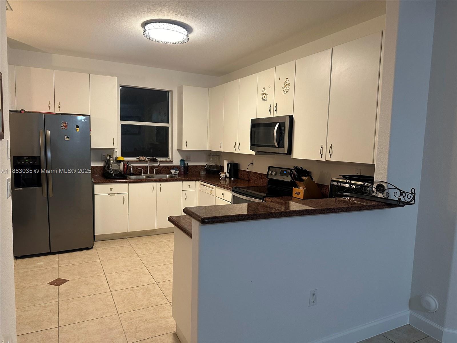 PETES PLACE - Residential