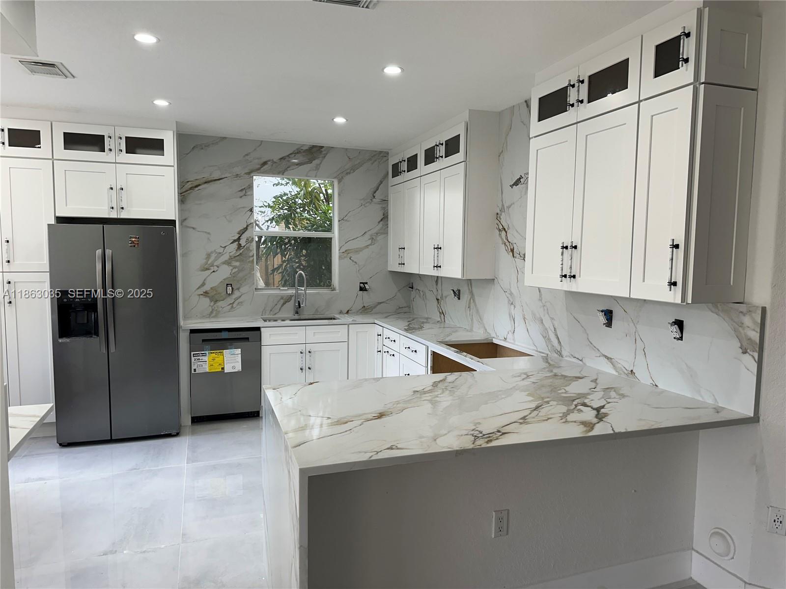 PETES PLACE - Residential