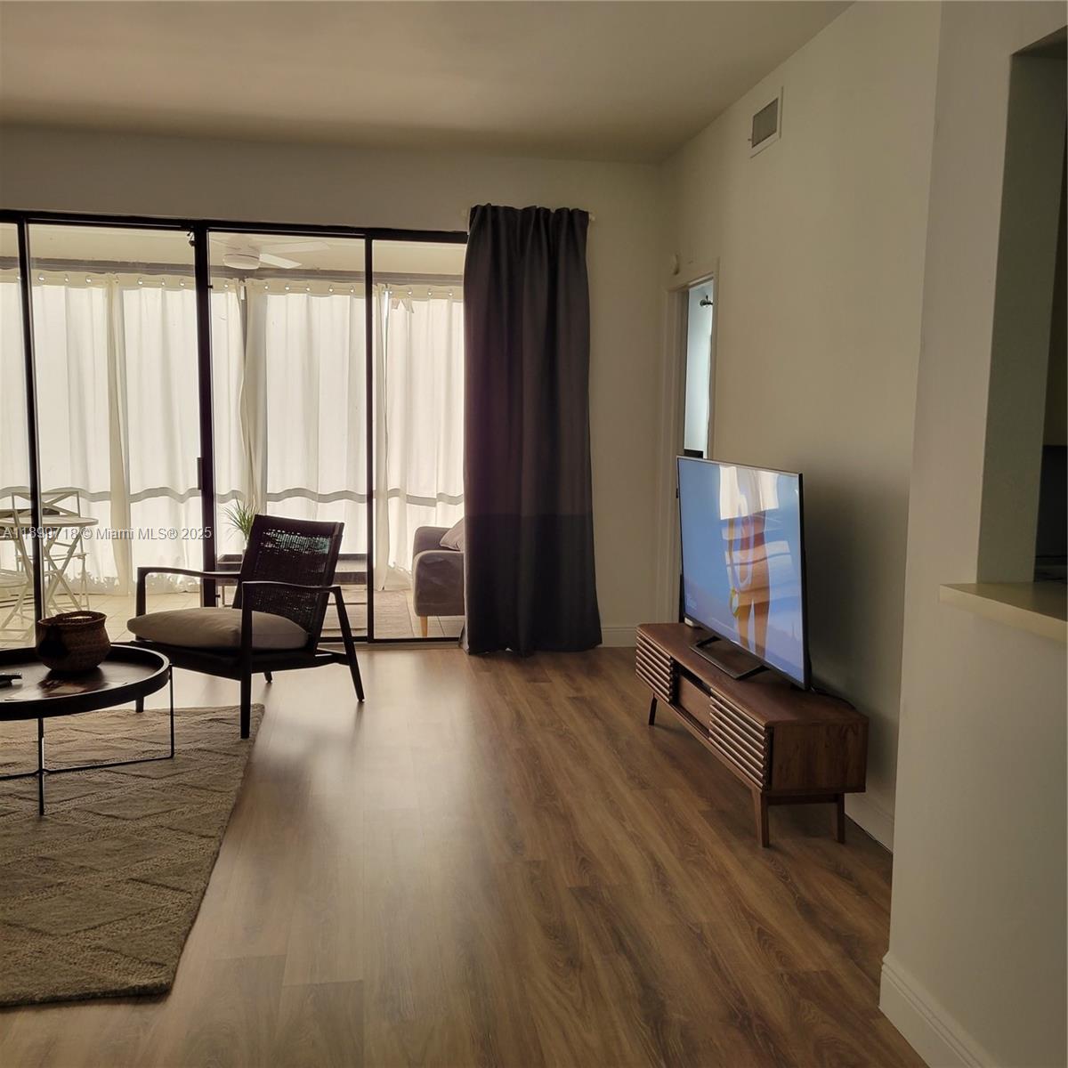 EL VIENTO AT BOCA POINTE - Residential Lease