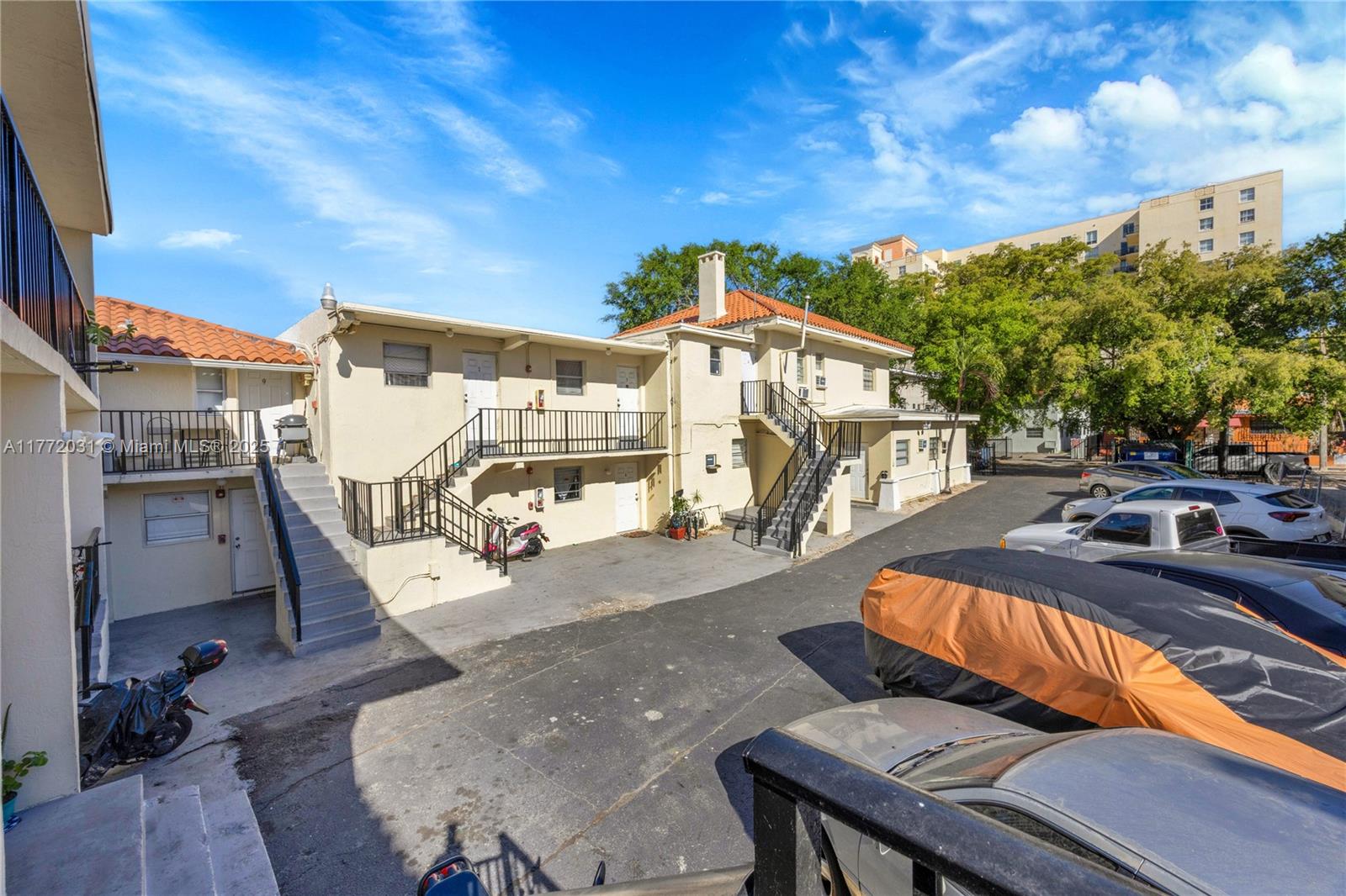 LAWRENCE ESTATES LAND COS - Residential Income