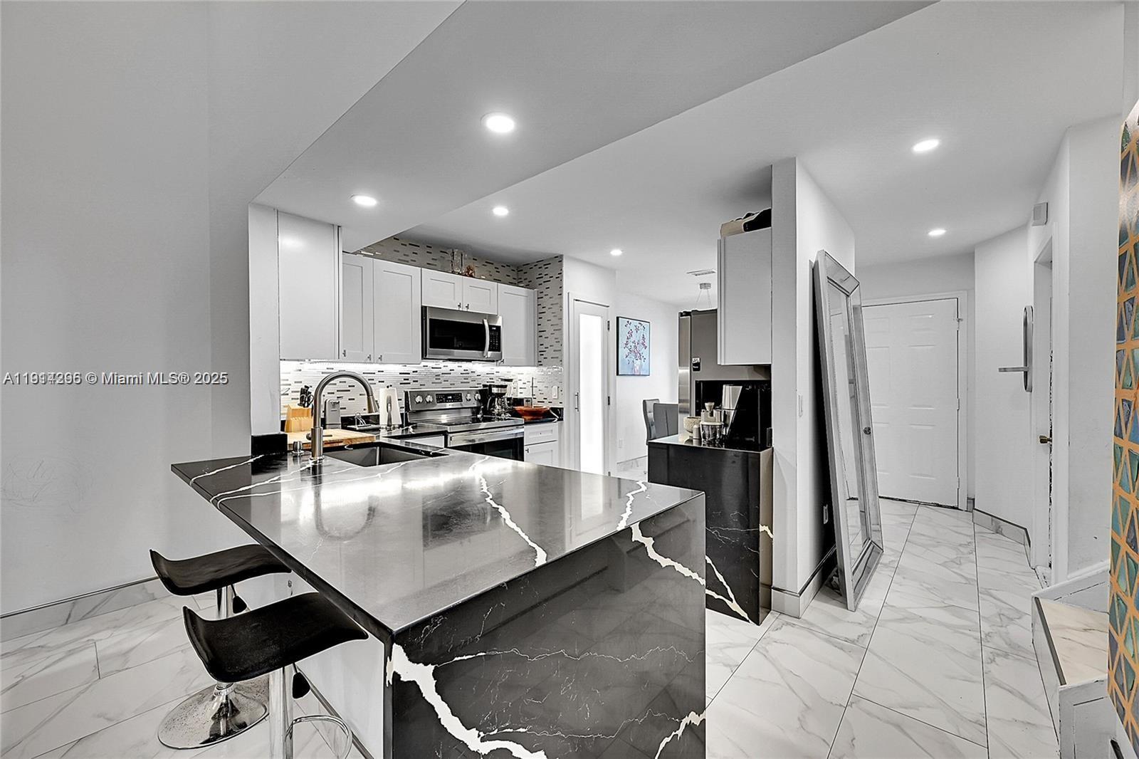 WOODSTREAM - Residential Lease