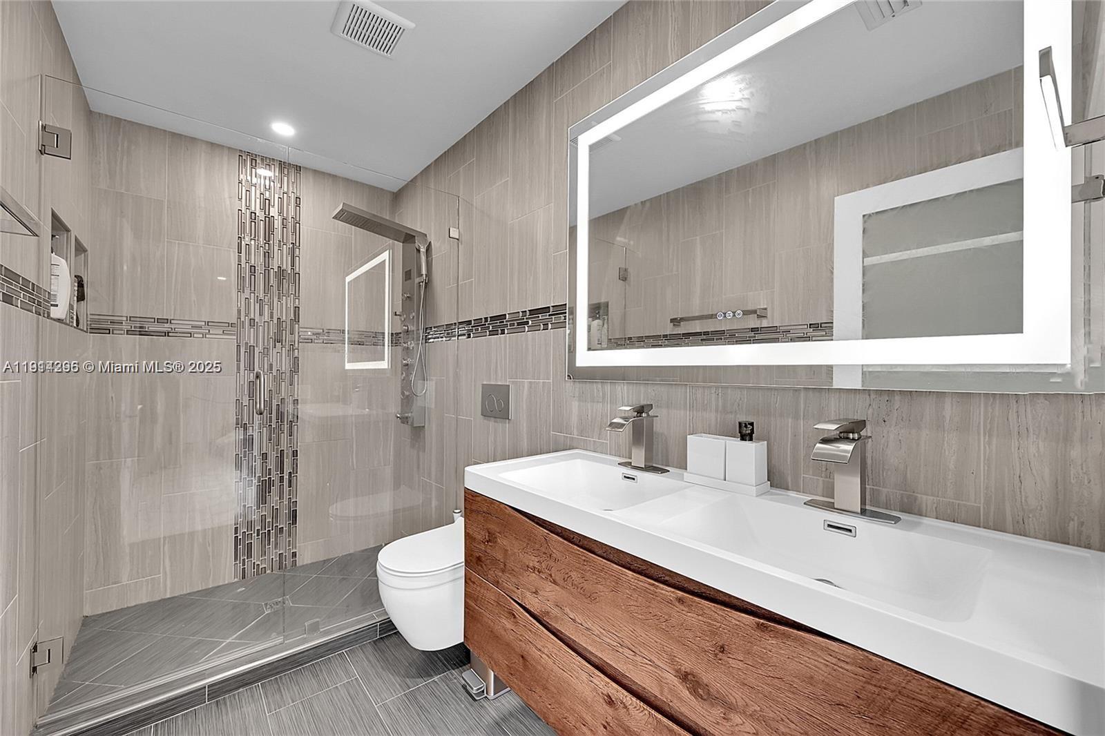 WOODSTREAM - Residential Lease