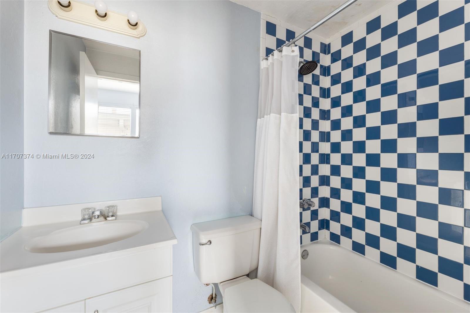 PENN PLAZA CONDO - Residential Lease