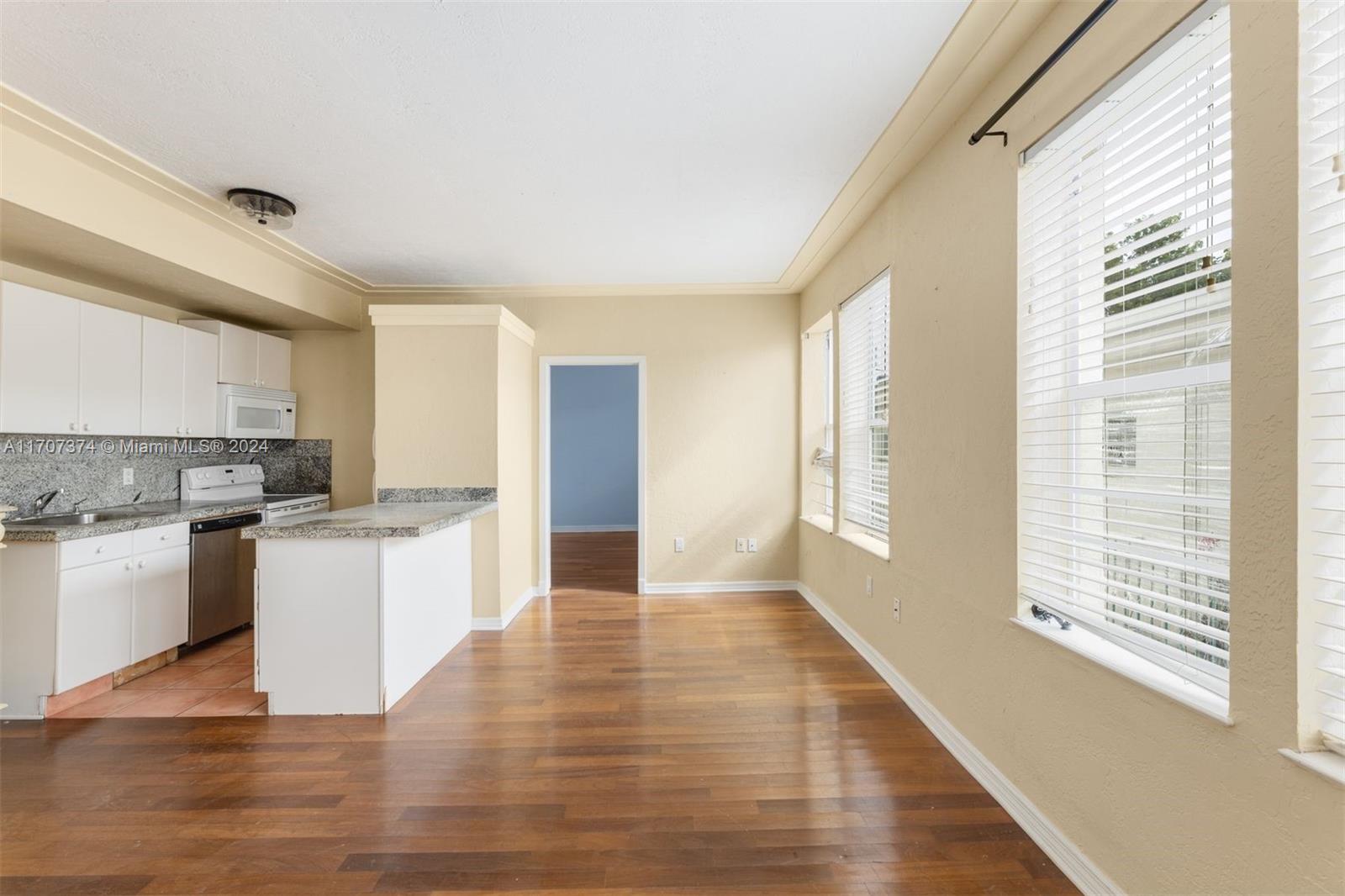 PENN PLAZA CONDO - Residential Lease
