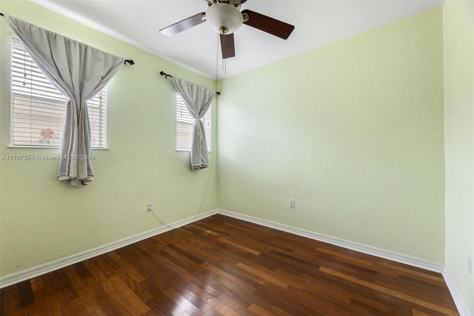 PENN PLAZA CONDO - Residential Lease