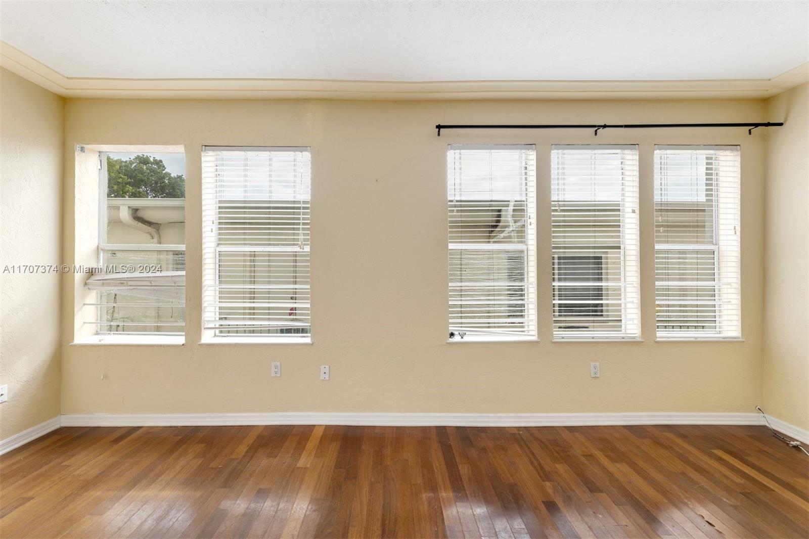 PENN PLAZA CONDO - Residential Lease