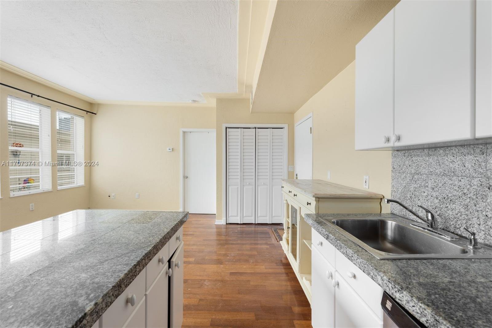 PENN PLAZA CONDO - Residential Lease