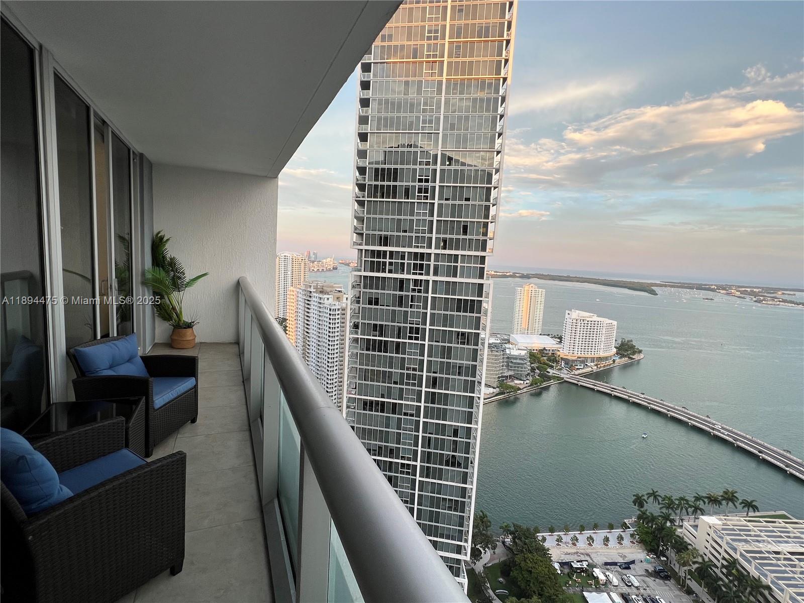 ICON BRICKELL CONDO NO 3 - Residential