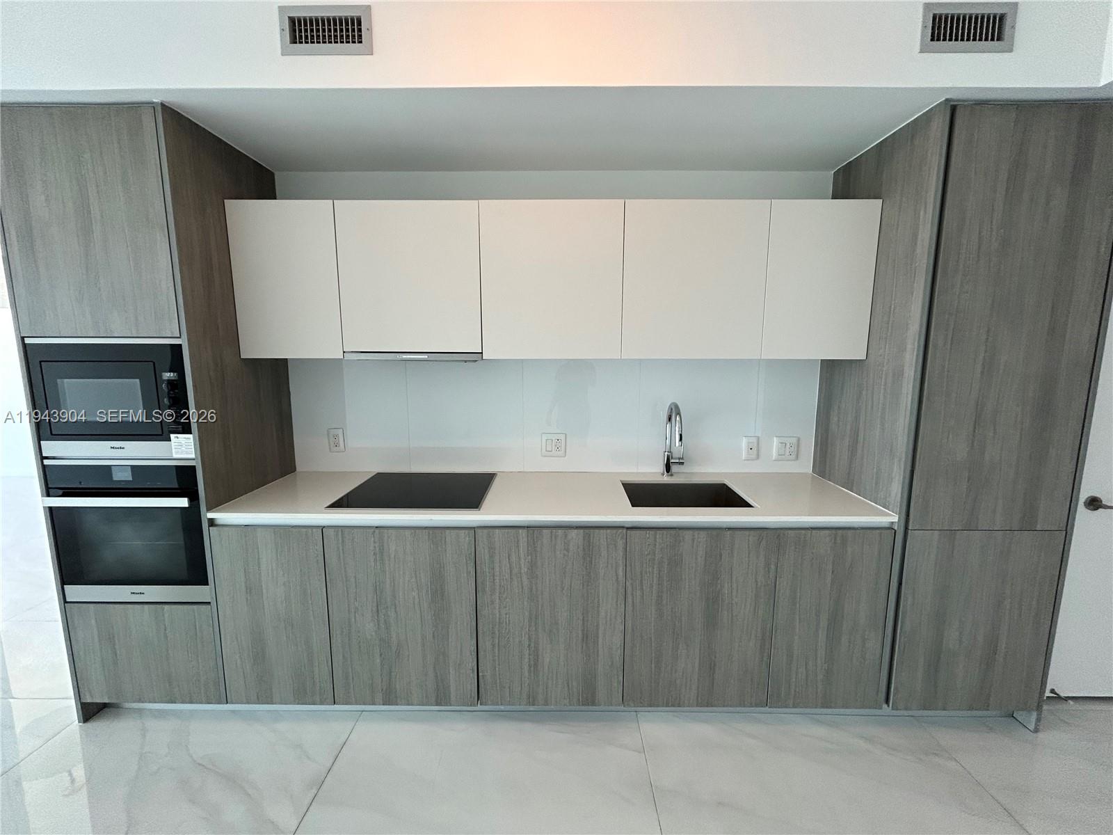 BISCAYNE BEACH CONDO - Residential